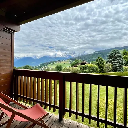 Mont-blanc View & Hiking Trailhead!